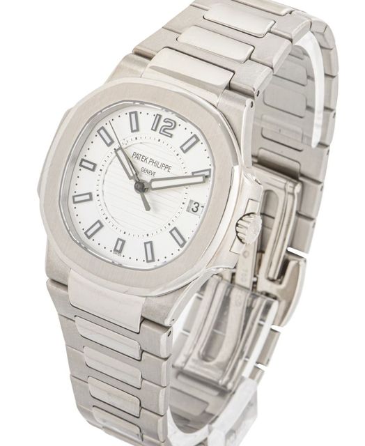 Patek Philippe Nautilus 7011/1G-001 Image 2